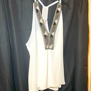 Venus Woman’s White Flowy Beaded V Neck Tank Size 2X NWOT Racer Back